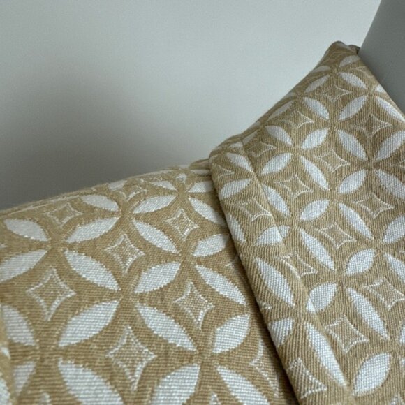 Le Suit Cream Patterned Coat - Picture 7 of 7